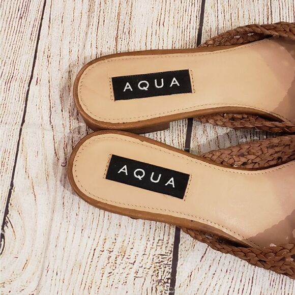 AQUA Leather Slip On - Picture 7 of 9